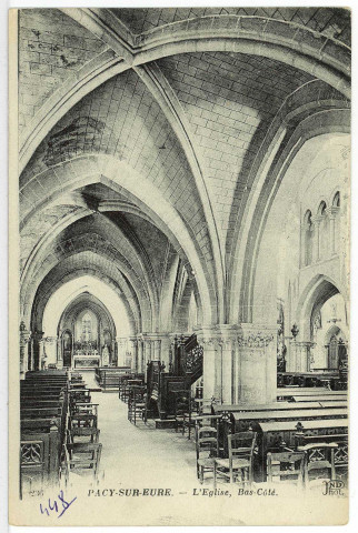 Pacy-sur-Eure. L'Eglise, Bas-Côté.
