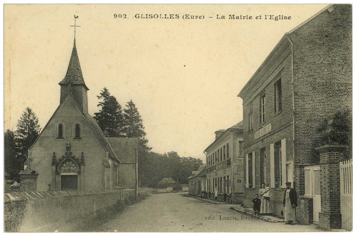 Glisolles. La Mairie et l'Eglise.