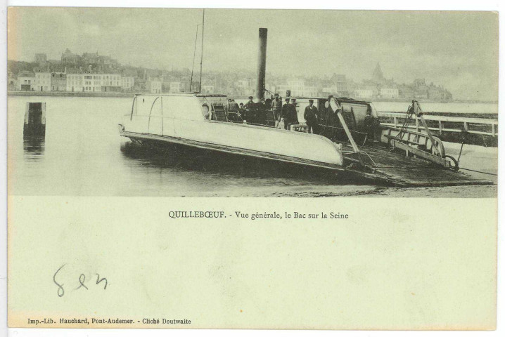 Quillebeuf-sur-Seine. Vue générale, le Bac sur la Seine.