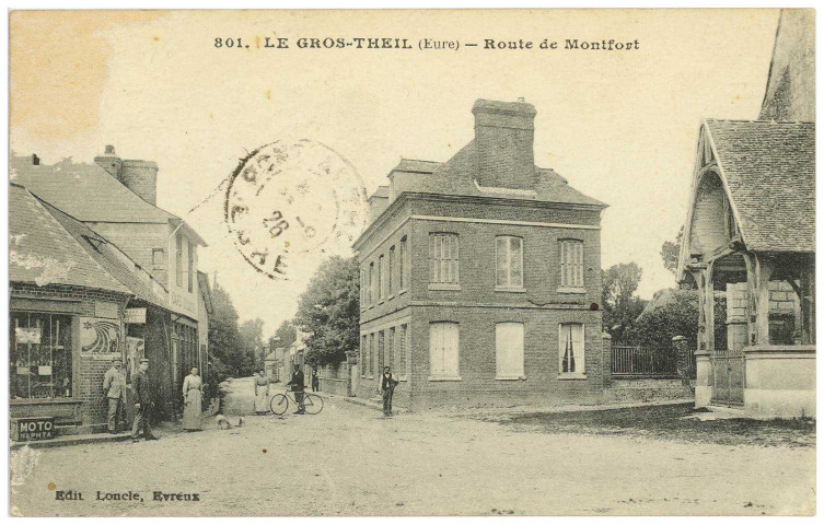 Gros-Theil (Le). Route de Montfort.