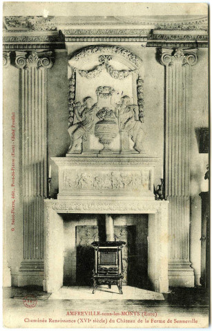Amfreville-sous-les-Monts. Cheminée Renaissance (XVIe siècle) du Château de la Ferme de Senneville.