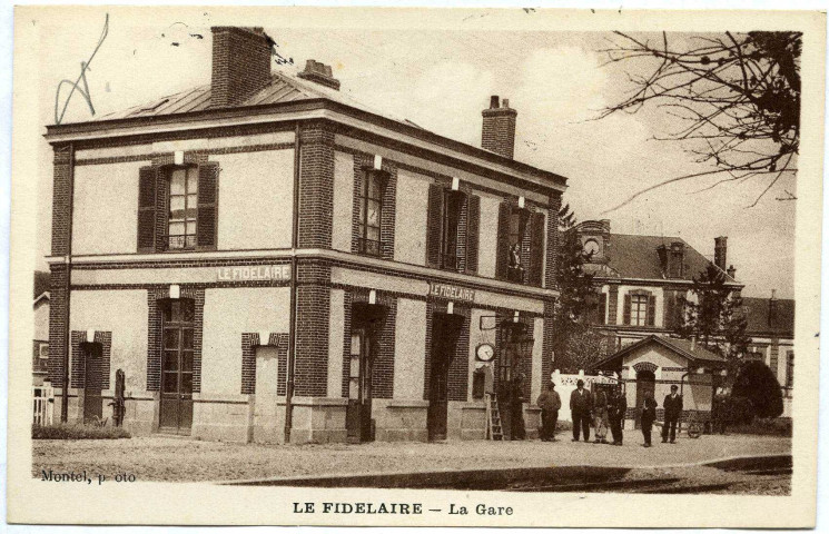 Fidelaire (Le). La Gare.