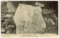 Dampsmesnil. Aveny Monuments mégalithiques de l'Oise-Dolmen d'Aveny-Figure sculptée.
