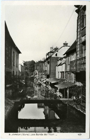Evreux-Ville. Les Bords de l'Iton.