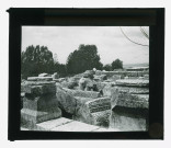 Ruines et vestiges de temple.