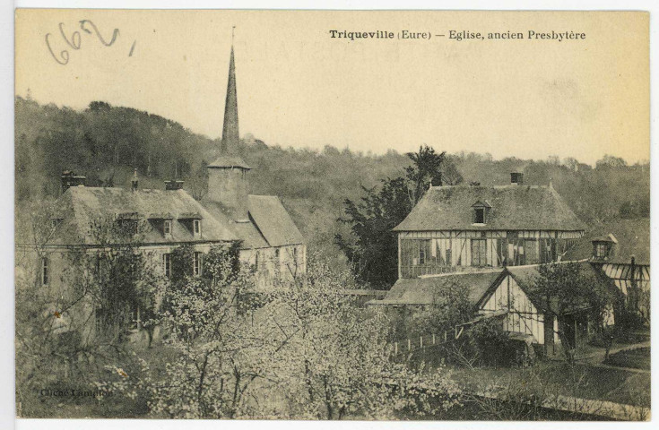 Triqueville. Eglise, ancien Presbytère.