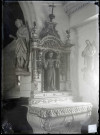Autel avec statue de Saint-Antoine de l'église de Jouveaux (Eure).