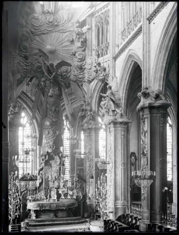 Autel et chœur de l'église de Saint-Maclou de Rouen (Seine-Maritime).