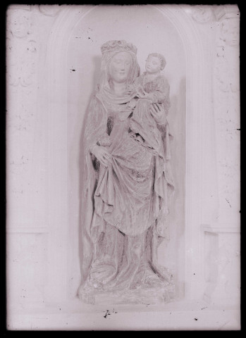 Statue de Vierge à l'enfant de l'église de Vatteville (Eure).