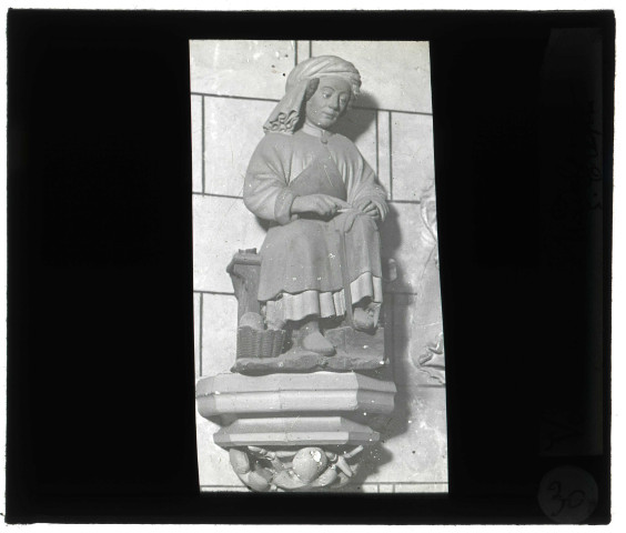 Église de La Madeleine à Verneuil-sur-Avre (Eure), statue de Saint-Crépin.
