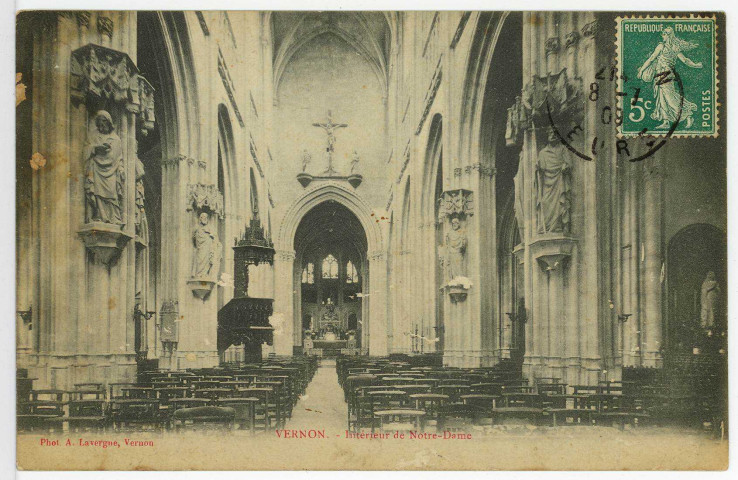 Vernon-Ville. Intérieur de Notre-Dame.