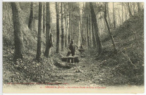 Verneuil-sur-Avre. Les anciens fossés derrière le Couvent.