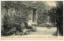 Verneuil-sur-Avre. Pension de Famille, rue de la Madeleine, 29 - confort Moderne.