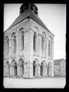 Porche occidental de l'église Saint-Benoit de Saint-Benoit-sur-Loire (Loiret).