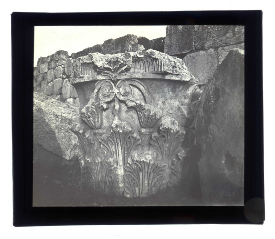 Ruines et vestiges de temple.