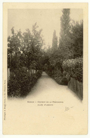 Evreux-Ville. Couvent de la Providence-Allée St-Joseph.