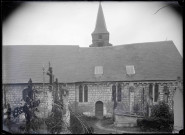 L'église et le cimetière d'Équainville (Eure).