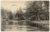 Bémécourt. Château de Souvilly-Dans le Parc.