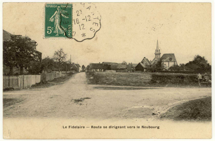 Fidelaire (Le). Route se dirigeant vers le Neubourg.