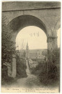 Evreux-Ville. Navarre : Le Pont de la République et l'Eglise de Navarre.
