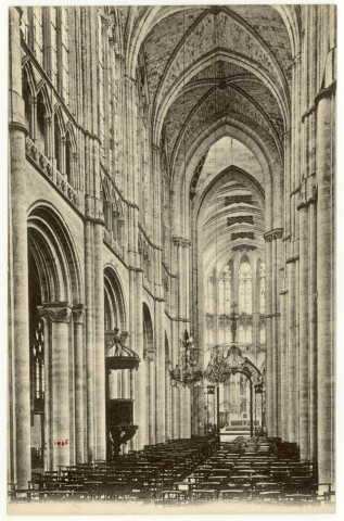 Evreux-Ville. Intérieur.