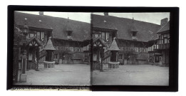 Façade de l'hôtel « Guillaume le conquérant » de Dives (Calvados).