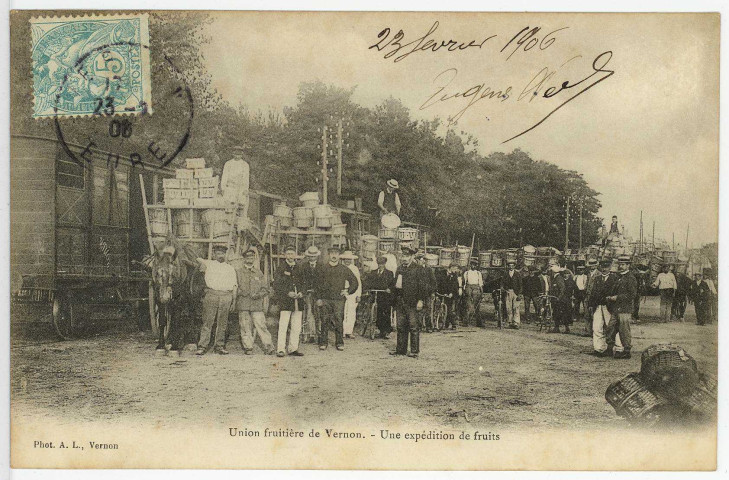 Vernon-Ville. Union fruitière de Vernon. - Une expédition de fruits.