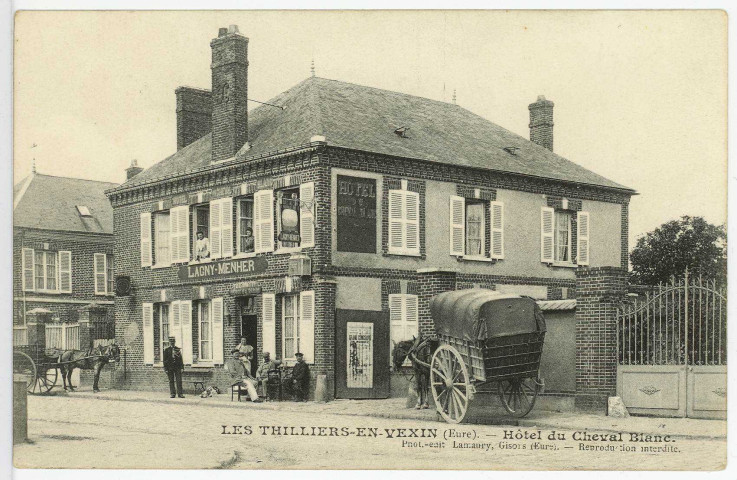 Thilliers-en-Vexin (Les). Hôtel du Cheval Blanc.