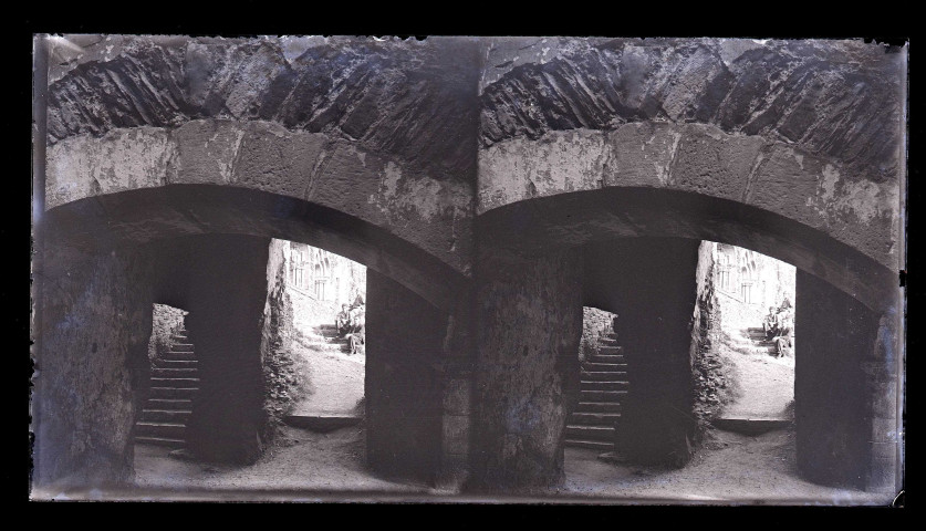 Ruines et vestiges du château de Vianden (Luxembourg).