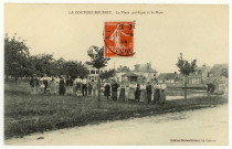 Couture-Boussey (La). La Place Publique et la Mare.
