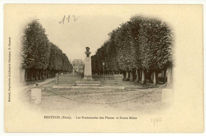 Breteuil-sur-Iton. Les Promenades des Plesses et Statue Ribot.