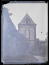 Mur de clôture et pavillon de garde probablement du château d'Orgeville (Eure).