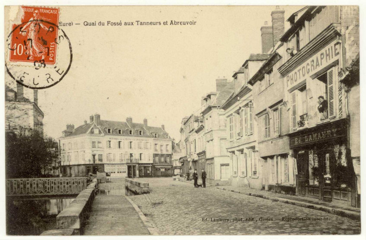 Gaillon. Quai du Fossé aux Tanneurs et Abreuvoir.