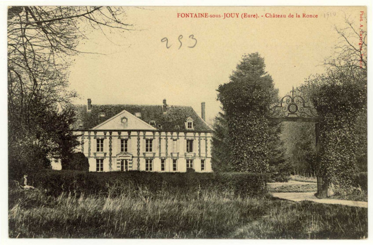 Fontaine-sous-Jouy. Château de la Ronce.