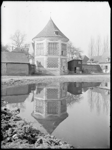 Colombier de l'ancien manoir des abbesses de Saint-Amand de Boos (Seine-Maritime).