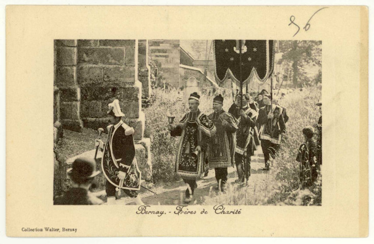 Bernay. Frères de Charité.