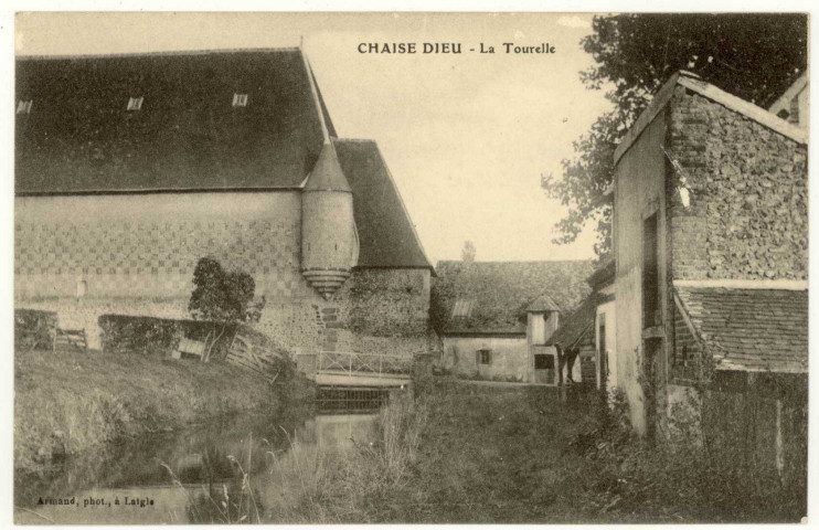 Chaise-Dieu-du-Theil. La Tourelle.