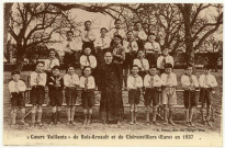 Chéronvilliers. Coeurs Vaillants de Bois-Arnault et de Chéronvilliers en 1937.