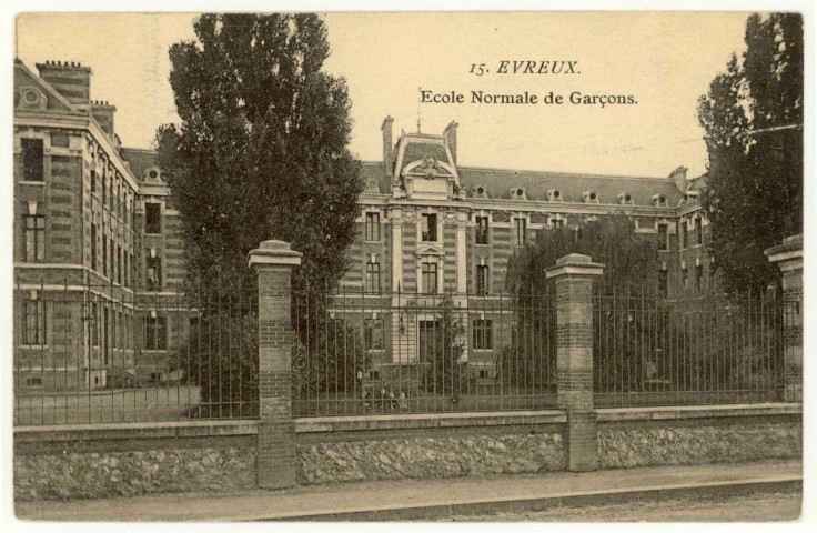 Evreux-Ville. Ecole Normale de Garçons.