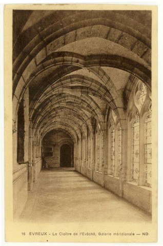 Evreux-Ville. Le Cloître de l'Evêché, Galerie méridional.
