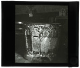 Église de Capelle-les-Grands (Eure), fonts baptismaux.