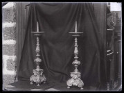 Église de Broglie (Eure), chandeliers.