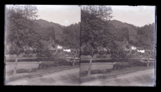 Rivière traversant la campagne du Luxembourg.