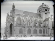 Vue d'ensemble de l'église Notre-Dame d'Alençon (Orne).