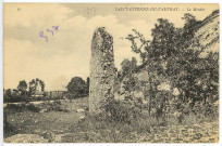 Saint-Etienne-du-Vauvray. Le Menhir.