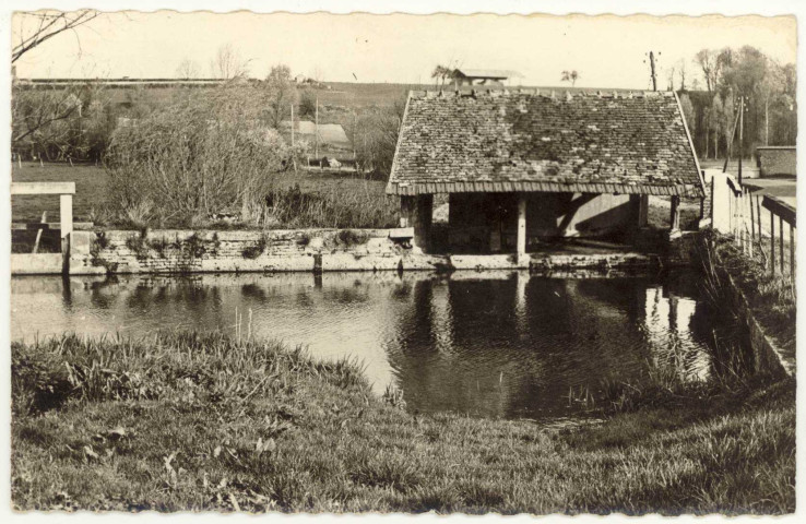 Chauvincourt. Le Lavoir.
