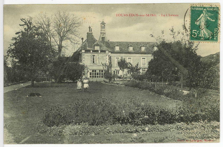 Tournedos-sur-Seine. Le Château.