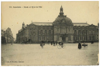 Louviers-Ville. Musée et Hôtel de Ville.