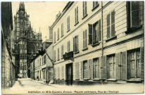 Evreux-Ville. Institution Mlle Quemin Façade extérieure, Rue de L'Horloge.