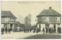 Trouville-la-Haule. La Place et la route de Quillebeuf.